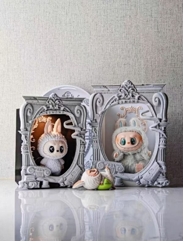zimomo Doll display case/wing showcase